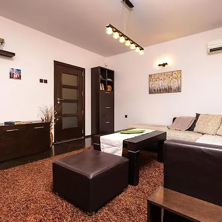 Quiet In Ricky Plovdiv